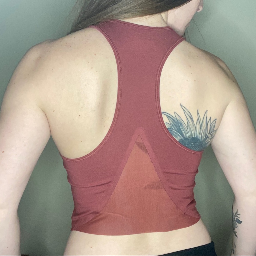 Athleta crop tank!